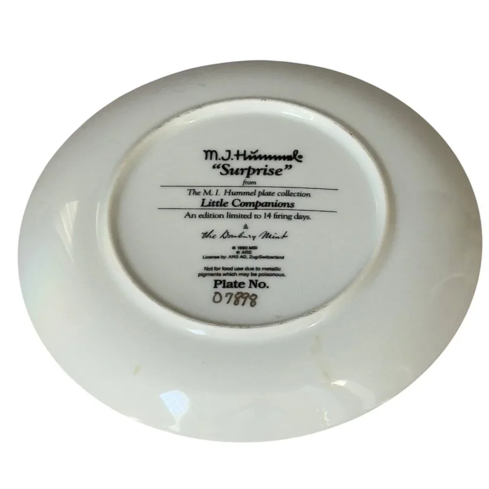 M.J. Hummel "Surprise" Little Companions Collector Plate The Danbury Mint - Picture 8 of 10